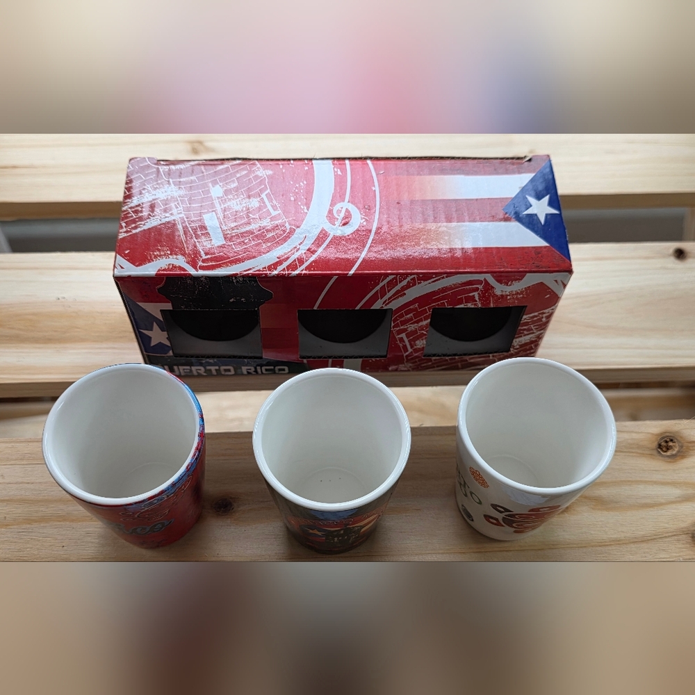 Puerto Rico Ceramic Shot Glass Set - Black, Red, White - Picture 4 of 6